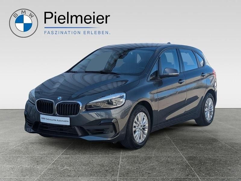 Gebraucht BMW 220 Active Tourer Advantage 192 PS (141 kW) 2020 Grau Van / Kleinbus