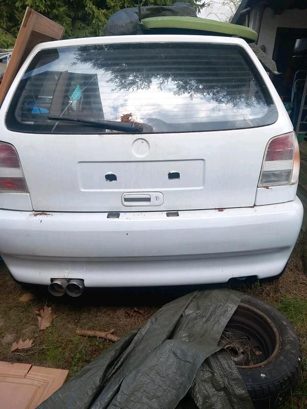 Second-hand VW Polo 50 CP (36 kW) 1997 Alb Hatchback