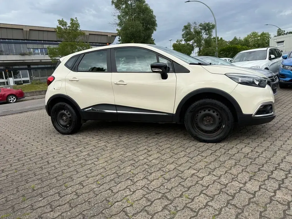 Gebraucht Renault Captur Experience 90 PS (66 kW) 2016 Beige SUV