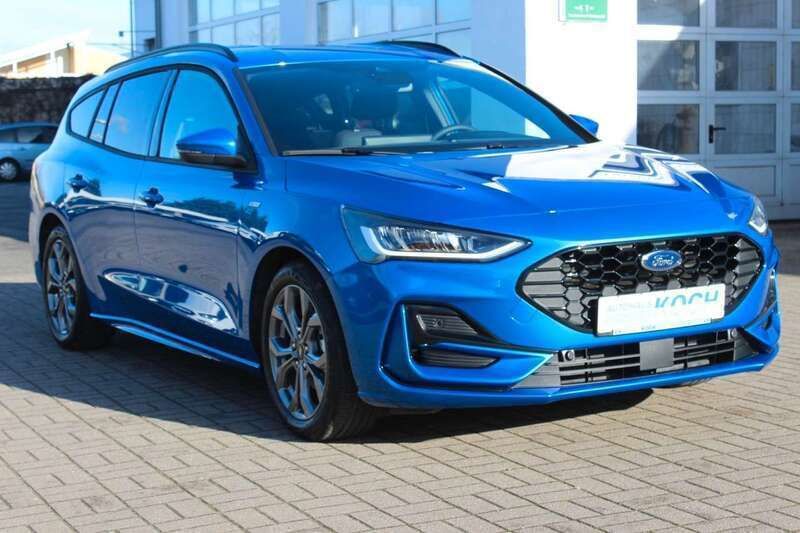 Dynamicblau metallic Gebraucht 2024 Ford Focus ST-Line X Kombi | 28.990 € (Etwas zu teuer) - Bild 1/4