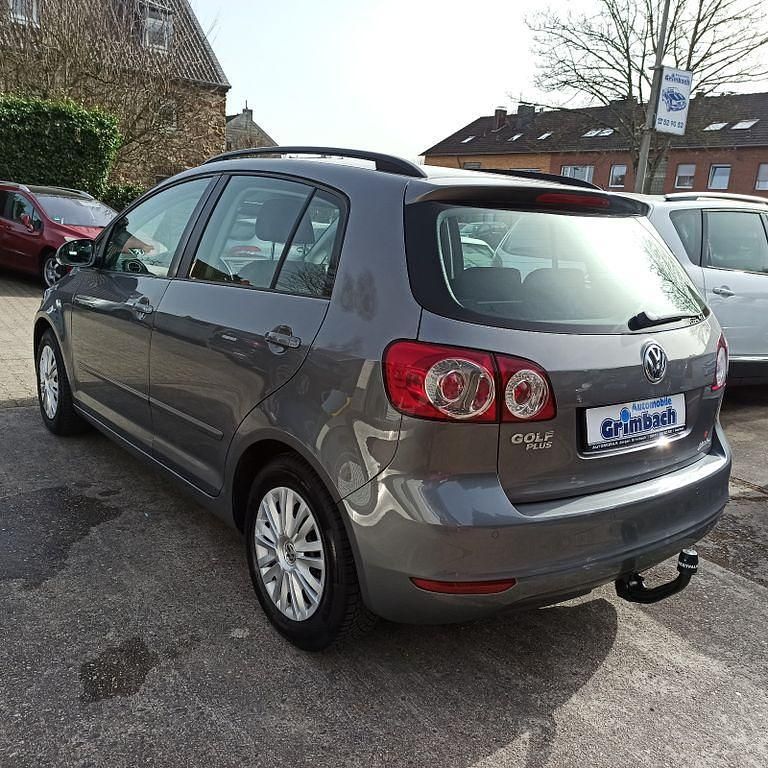 Gebraucht VW Golf Plus Cross Comfortline 80 PS (58 kW) 2013 Grau Van / Kleinbus