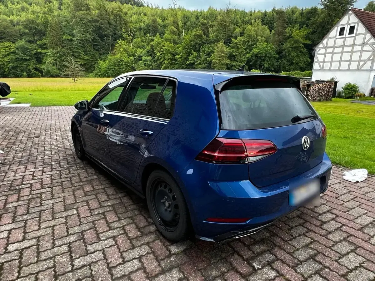 Gebraucht VW Golf VII Join 125 PS (91 kW) 2018 Blau Limousine
