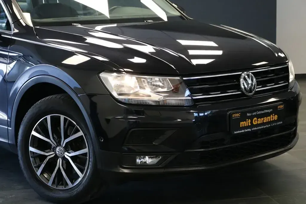 Gebraucht VW Tiguan Comfortline 150 PS (110 kW) 2020 Schwarz SUV