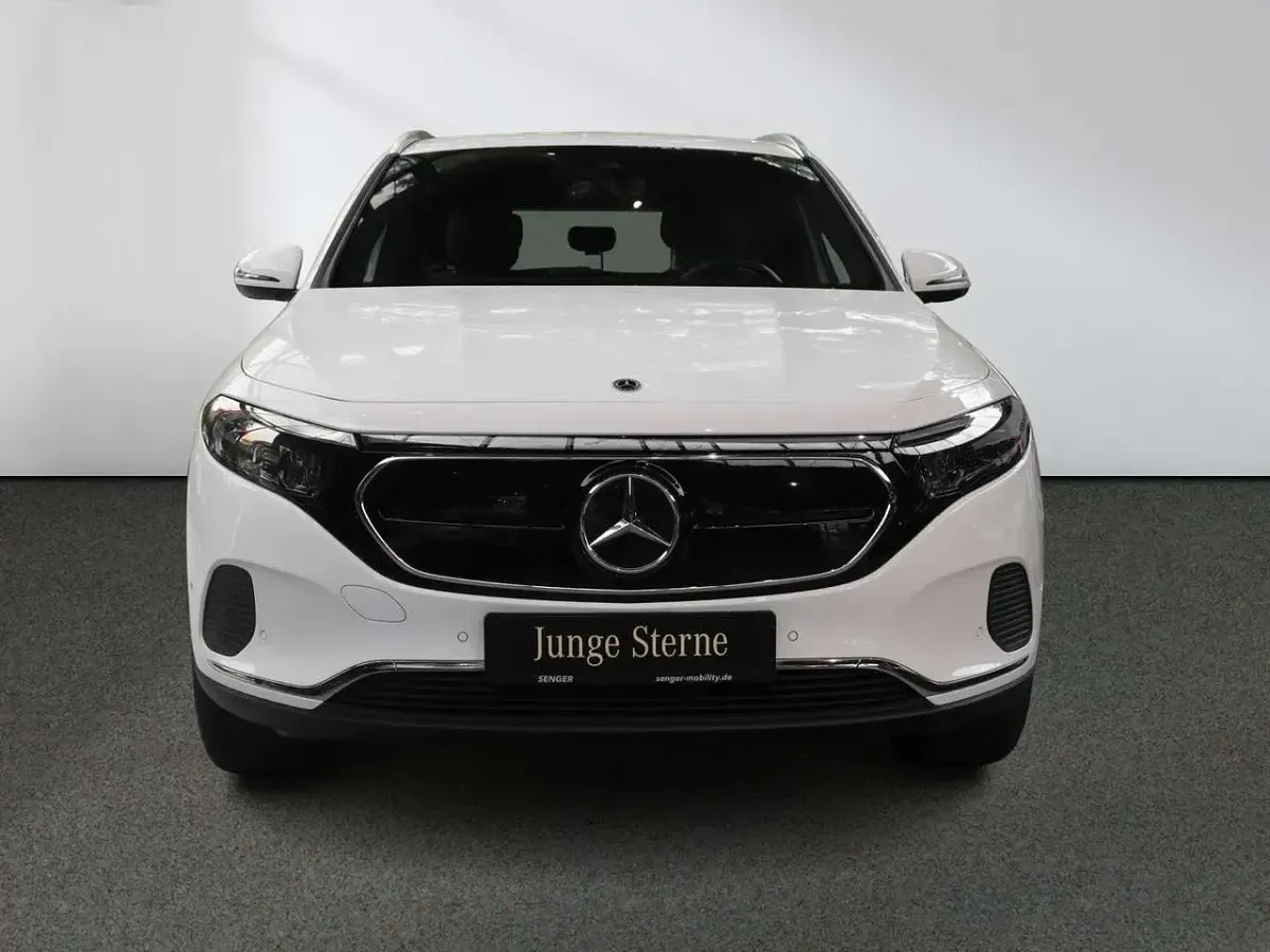 Gebraucht Mercedes EQA250 Progressive 139 kW (190 PS) 2023 Weiß SUV
