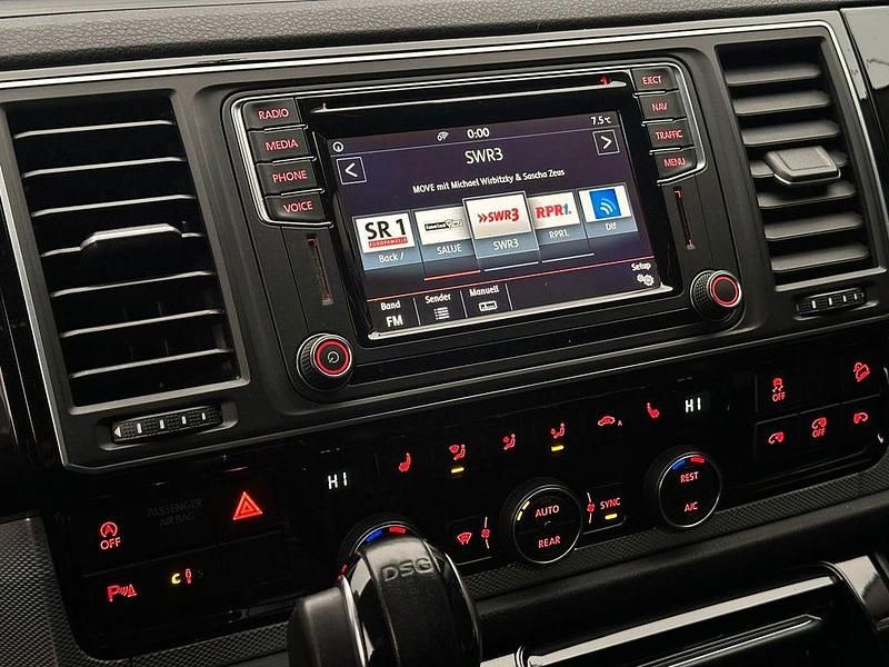 Gebraucht VW Multivan Highline 204 PS (150 kW) 2016 Schwarz Van