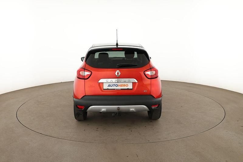 Second-hand Renault Captur 90 CP (66 kW) 2015 Roșu SUV