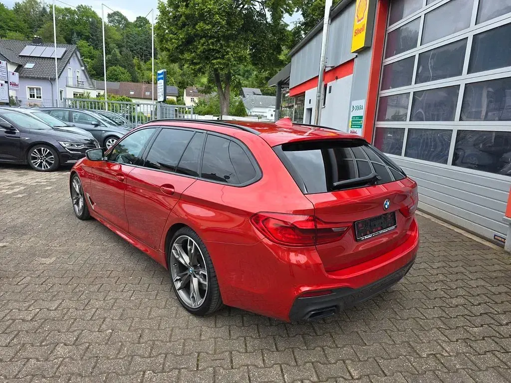 Gebraucht BMW M550 Performance 400 PS (294 kW) 2018 Grau Limousine