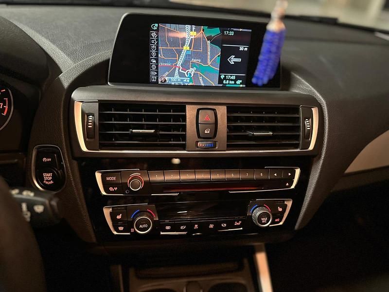 Second-hand BMW 116 109 CP (80 kW) 2016 Negru Hatchback