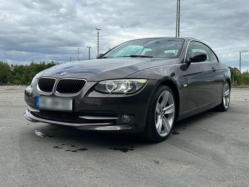 Braun Gebraucht 2010 BMW 320 Cabriolet Cabrio | 7.900 € (Guter Preis) - Bild 1/4