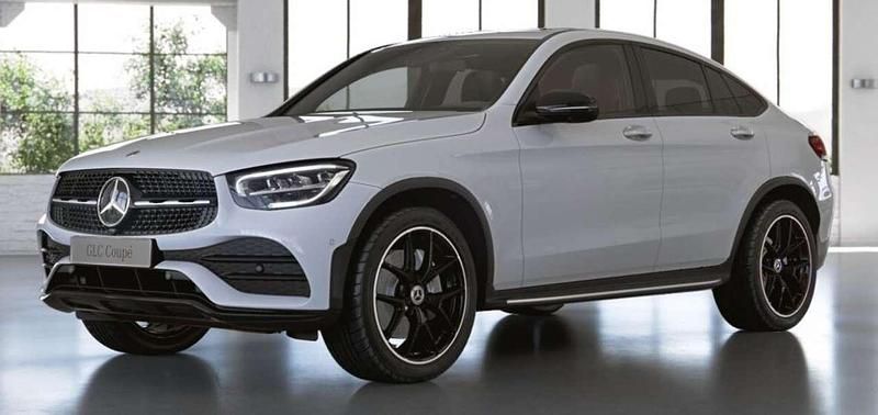 Weiß Gebraucht 2022 Mercedes GLC300 AMG line Plus Coupé | 52.600 € (Teuer) - Bild 1/4