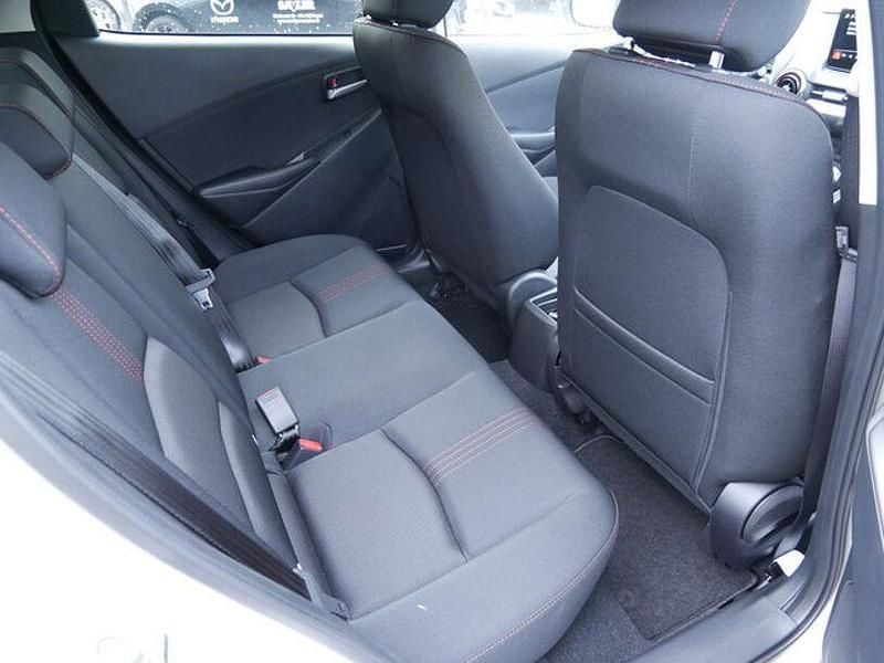 Gebraucht Mazda 2 90 PS (66 kW) 2024 Andere farbe Kleinwagen