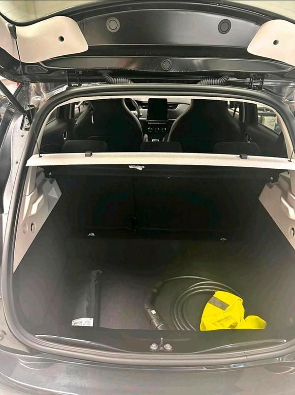 Gebraucht Renault Zoe 52 kW (71 PS) 2021 Weiß Kleinwagen