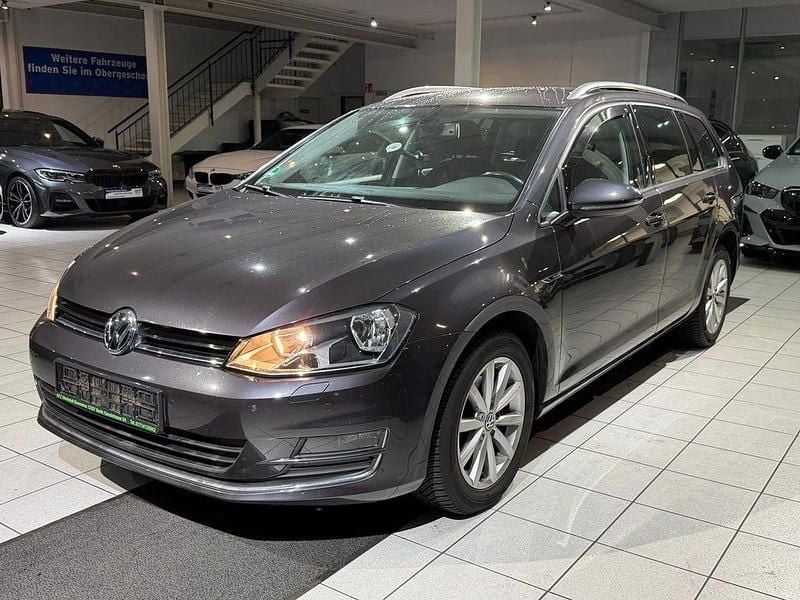 Gebraucht VW Golf VII 125 PS (91 kW) 2015 Violett Limousine