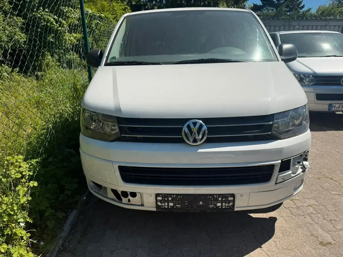 Gebraucht VW T5 140 PS (102 kW) 2013 Weiß Van