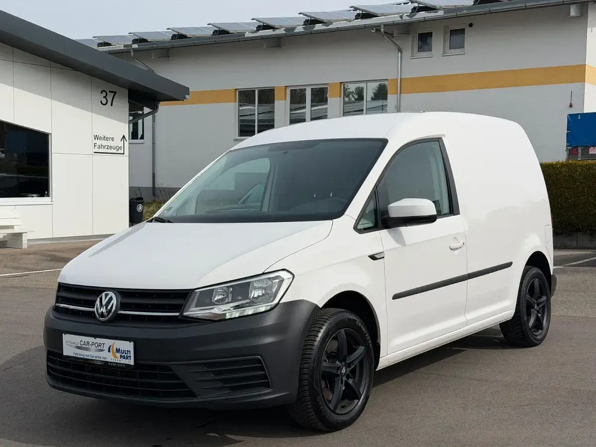 Usata VW Caddy Trendline 131 CV (96 kW) 2020 Bianco Monovolume