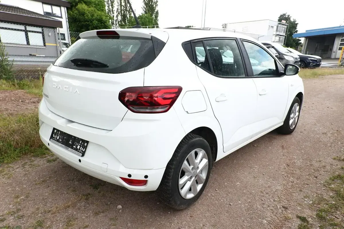 Gebraucht Dacia Sandero Expression 101 PS (74 kW) 2023 Gletscherweiß