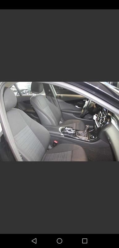 Gebraucht Mercedes C180 156 PS (114 kW) 2015 Schwarz Limousine