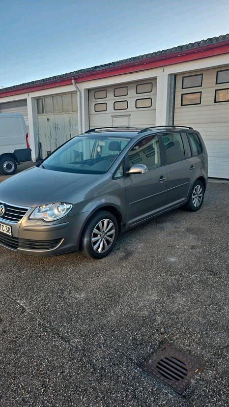 Gebraucht 2007 VW Touran Van / Kleinbus | 2.800 € (Fairer Preis) - Bild 1/1