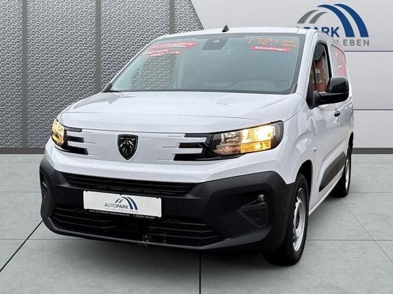 Gebraucht Peugeot Partner 102 PS (75 kW) 2024 Weiß Van / Kleinbus