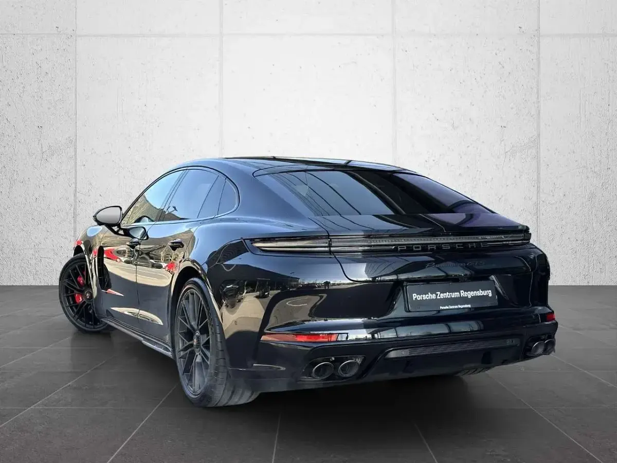 Neu Porsche Panamera GTS 500 PS (367 kW) 2026 Schwarz Kleinwagen