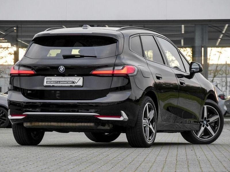 Gebraucht BMW 230 Performance 326 PS (239 kW) 2023 Schwarz Van / Kleinbus