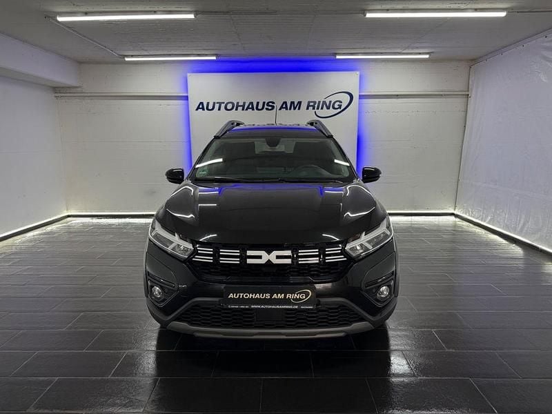 Second-hand Dacia Jogger Expression 91 CP (66 kW) 2023 Negru Monovolum