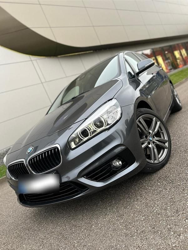 Gebraucht BMW 220 192 PS (141 kW) 2018 Grau Kombi