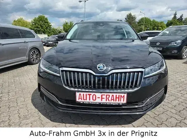 Gebraucht Skoda Superb Style 200 PS (147 kW) 2023 Schwarz Kombi