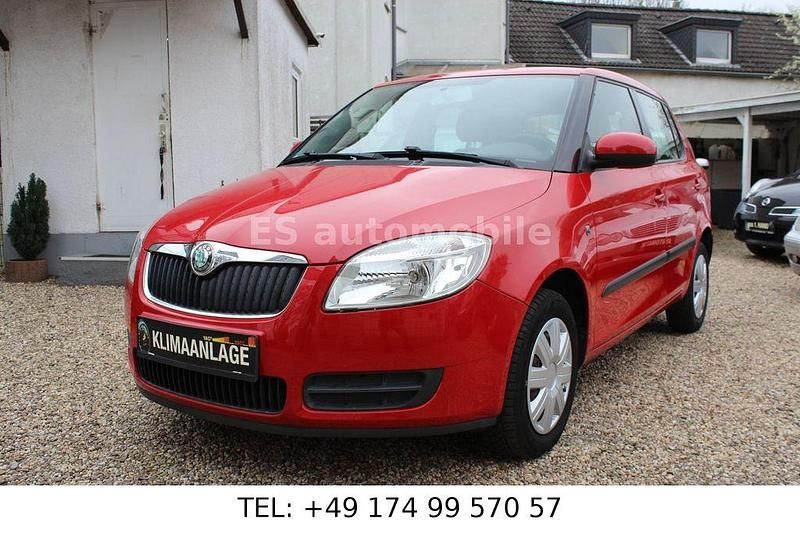 Gebraucht Skoda Fabia Ambiente 60 PS (44 kW) 2007 Cervena corrida/corrida rot Limousine