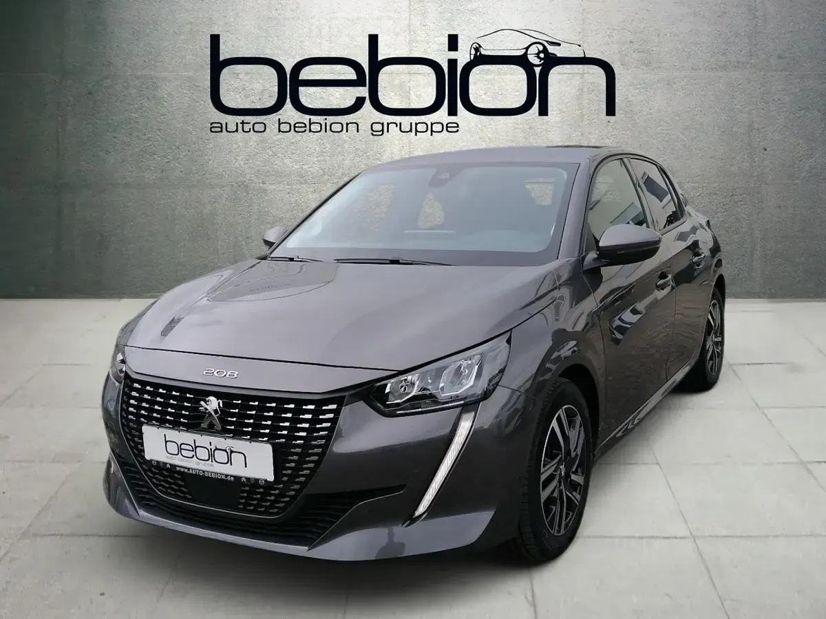 Gebraucht Peugeot 208 Allure 101 PS (74 kW) 2021 Kleinwagen