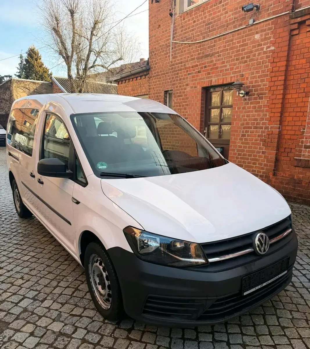 Gebraucht VW Caddy 102 PS (75 kW) 2020 Weiß Van / Kleinbus