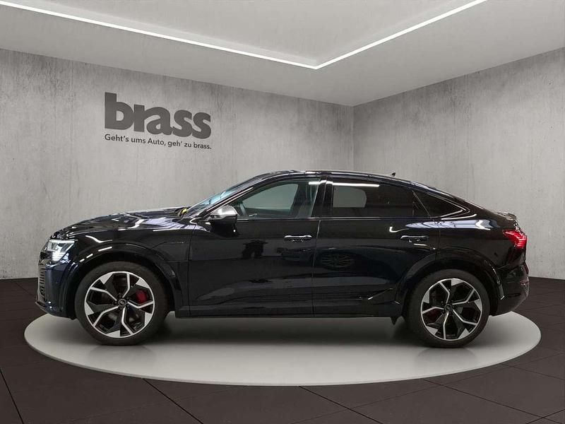 Gebraucht Audi Q8 e-tron 369 kW (503 PS) 2024 Mythosschwarz metallic SUV