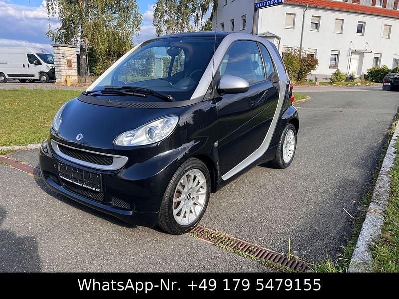 Schwarz Gebraucht 2011 Smart ForTwo Coupé Passion Coupé | 5.490 € (Fairer Preis) - Bild 1/4