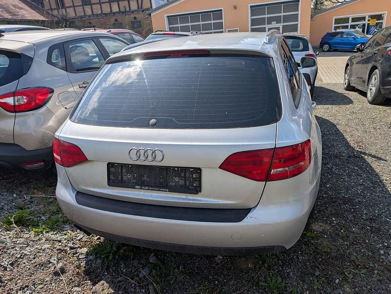 Second-hand Audi A4 Attraction 120 CP (88 kW) 2010 Gri Break