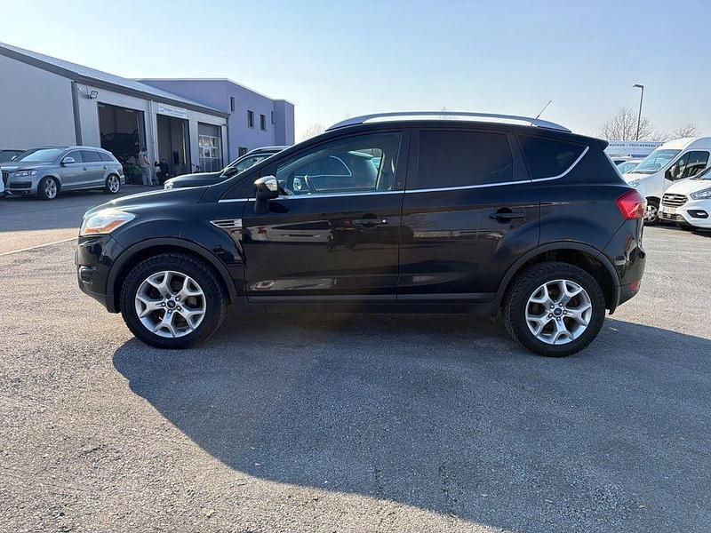 Gebraucht Ford Kuga Champions Edition 140 PS (102 kW) 2012 Schwarz SUV