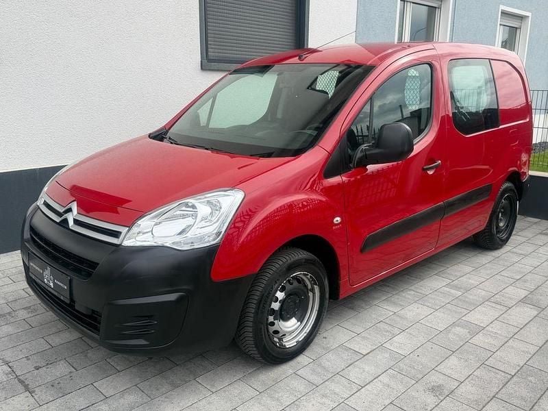 Gebraucht Citroën Berlingo Business Class 98 PS (72 kW) 2018 Rot Van / Kleinbus