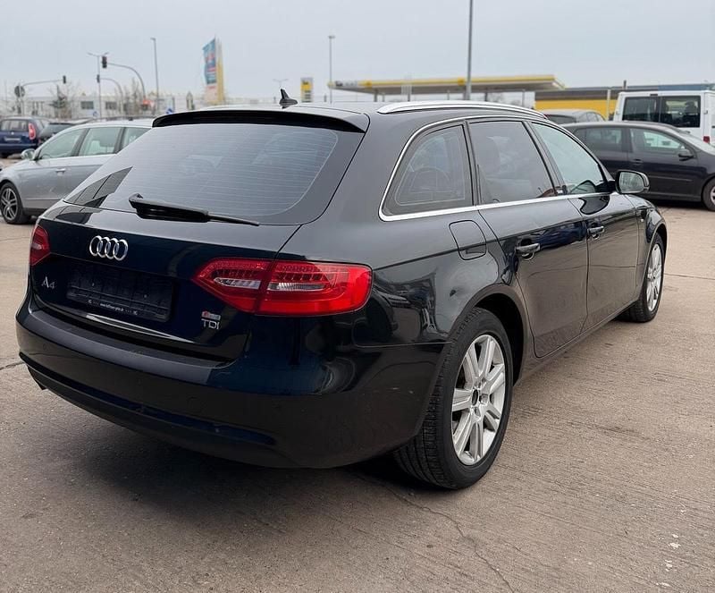 Gebraucht Audi A4 S-Line 143 PS (105 kW) 2013 Schwarz Kombi