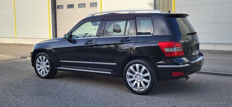 Gebraucht Mercedes GLK300 231 PS (169 kW) 2009 Schwarz SUV
