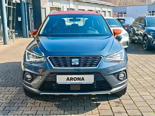 Gebraucht Seat Arona Beats 116 PS (85 kW) 2019 Magnetic tech (metallic) SUV