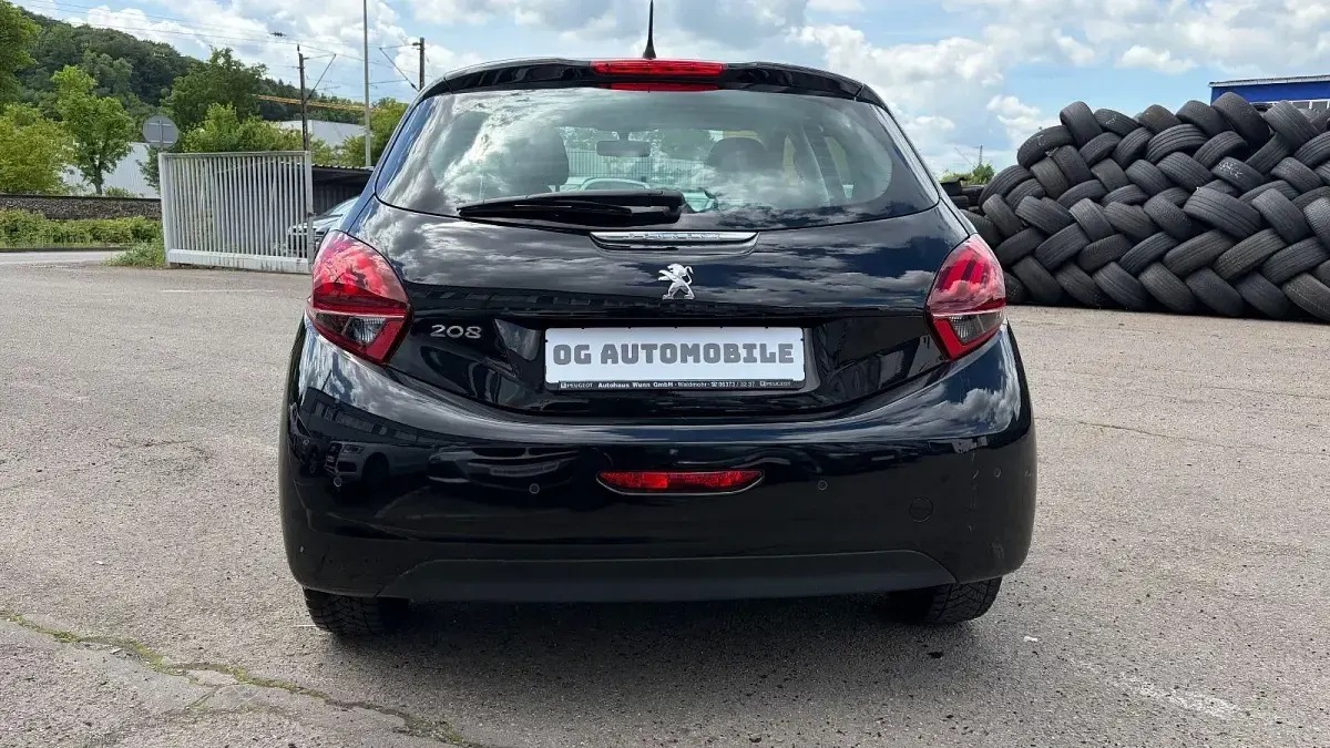 Gebraucht Peugeot 208 Active 82 PS (60 kW) 2019 Kleinwagen