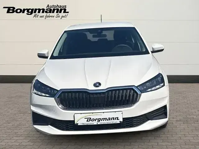 Gebraucht Skoda Fabia Active 65 PS (47 kW) 2023 Candyweiss Kleinwagen
