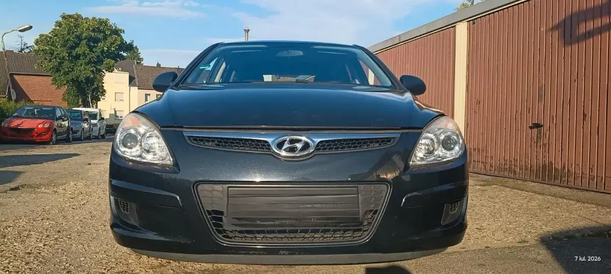 Gebraucht Hyundai i30 Edition+ 109 PS (80 kW) 2008 Schwarz Kleinwagen