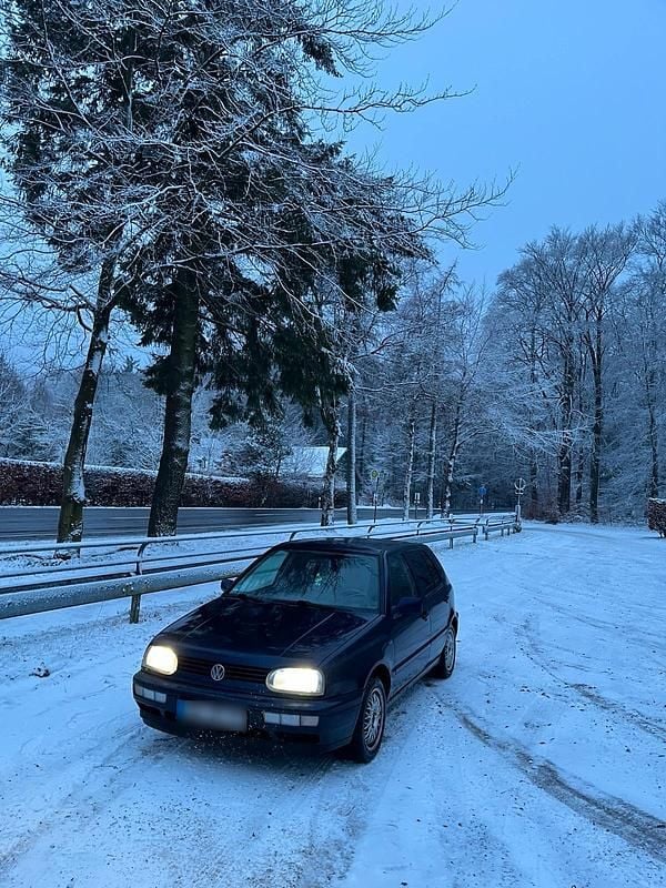 Gebraucht VW Golf III 75 PS (55 kW) 1997 Blau Limousine