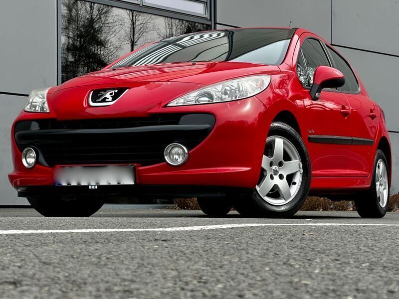 Rot Gebraucht 2008 Peugeot 207 Urban Move Limousine | 3.443 € (Fairer Preis) - Bild 1/4