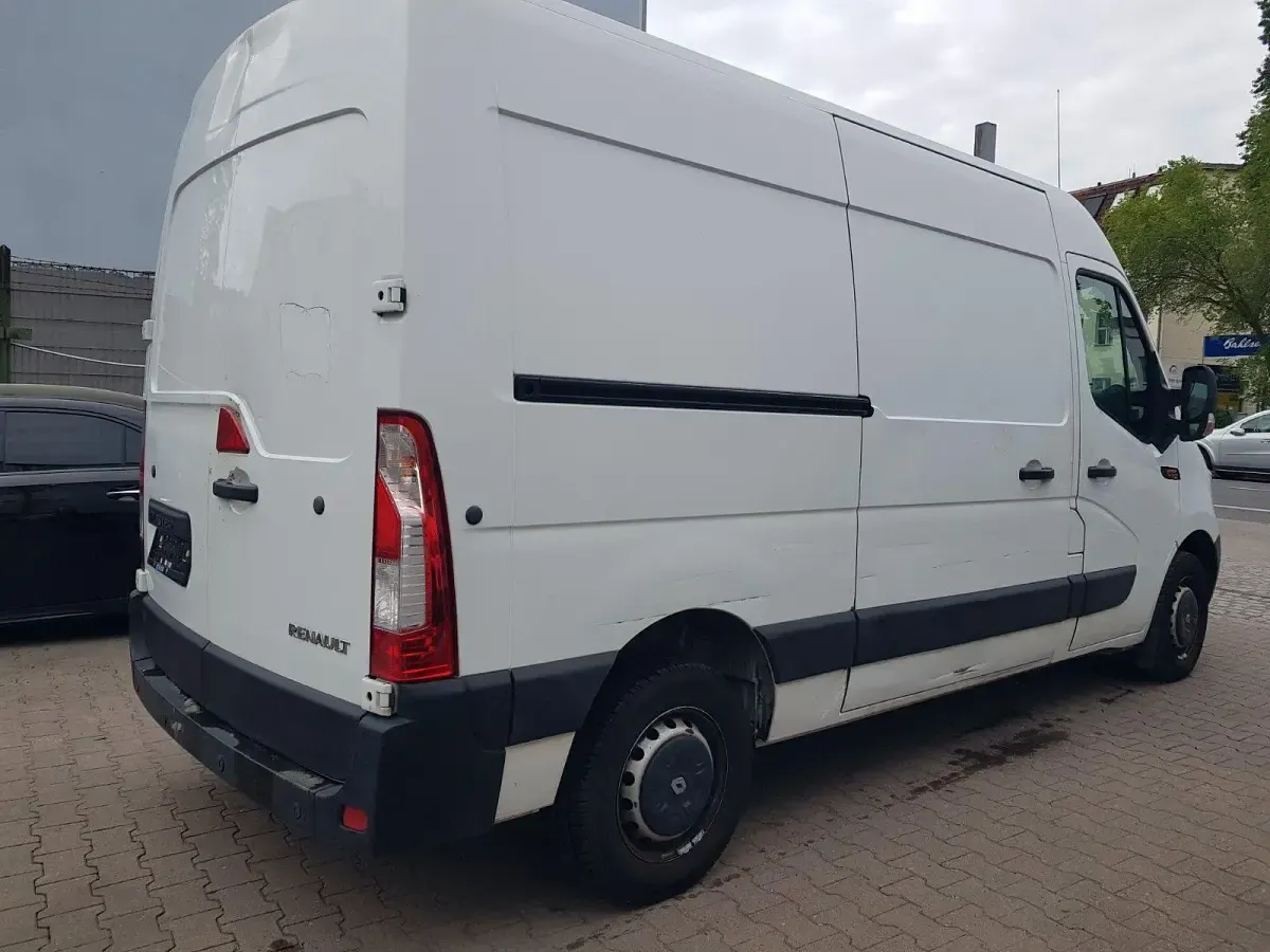 Gebraucht Renault Master 110 PS (80 kW) 2017 Weiß Van