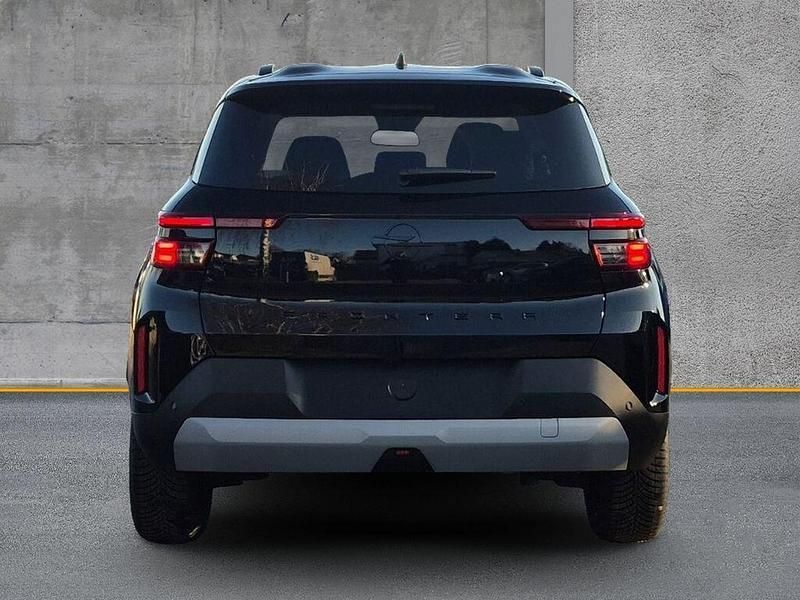 Neu Opel Frontera 145 PS (106 kW) 2025 Lackierung schwarz perla nera/ SUV