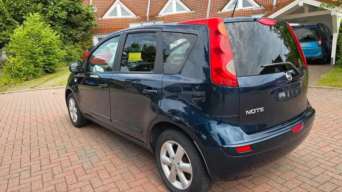 Gebraucht Nissan Note Acenta 88 PS (64 kW) 2008 Blau Kleinwagen