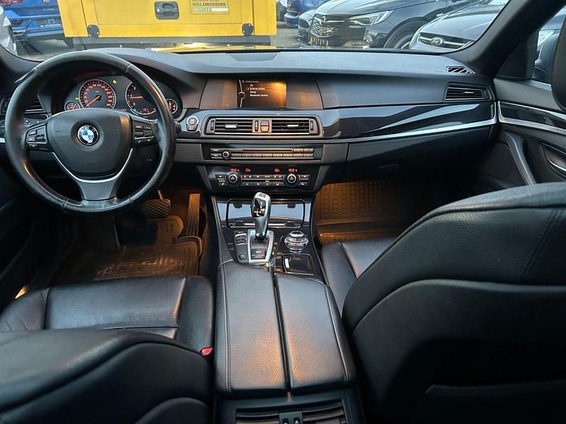 Gebraucht BMW 520 184 PS (135 kW) 2013 Schwarz Kombi