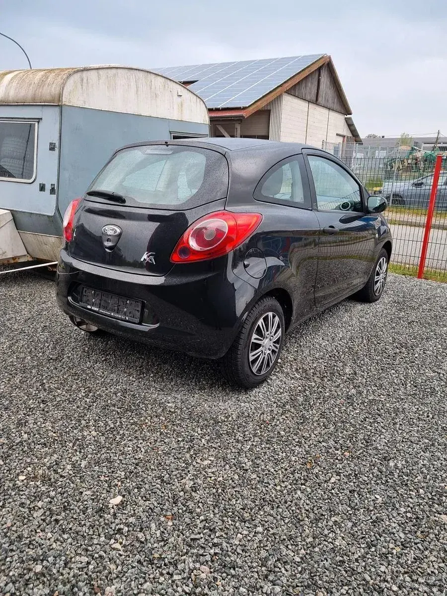 Używany Ford Ka 69 KM (50 kW) 2009 Czarny Hatchback