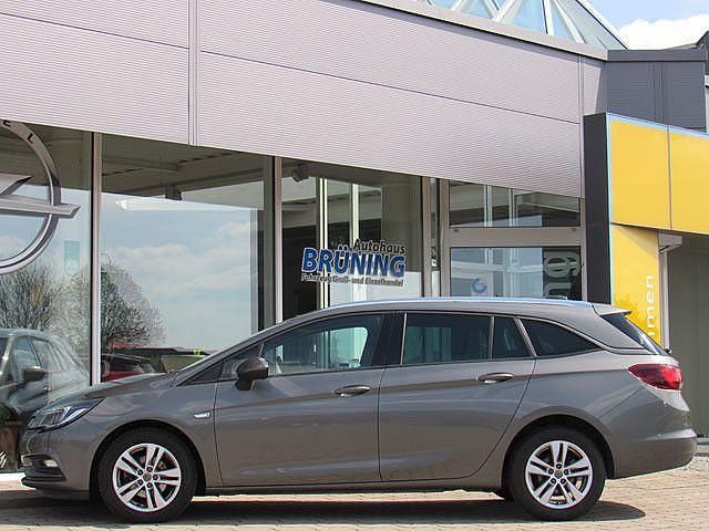 Second-hand Opel Astra Active 110 CP (80 kW) 2017 Gri Break